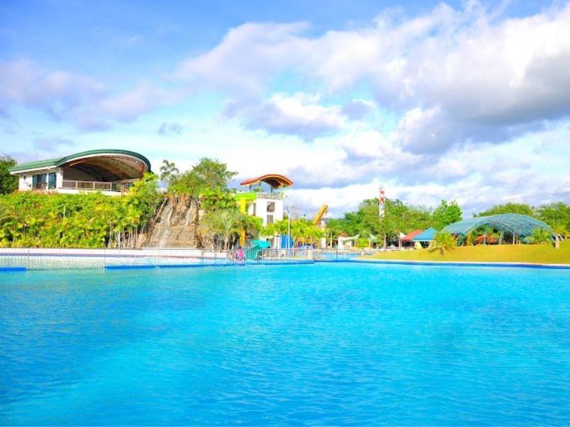 Апартаменти Club Manila East Taytay Екстер'єр фото